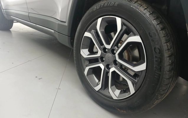 imagem-https://www.socarrao.com.br/sc-vehicle-images-prod/3962751/1789797314536-2_064651.jpg