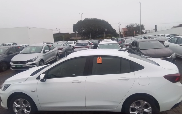 imagem-https://www.socarrao.com.br/sc-vehicle-images-prod/3962828/1789797424045-2_090557.jpg