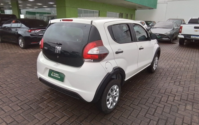 imagem-https://www.socarrao.com.br/sc-vehicle-images-prod/3962864/1789797464964-1_053026.jpg