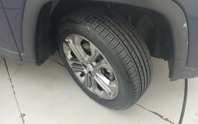 imagem-https://www.socarrao.com.br/sc-vehicle-images-prod/3962961/1789797648008-1_085910.jpg