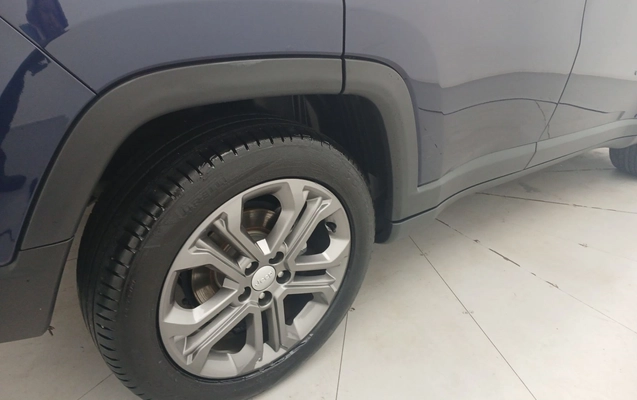 imagem-https://www.socarrao.com.br/sc-vehicle-images-prod/3962961/1789797648010-1_085911.jpg