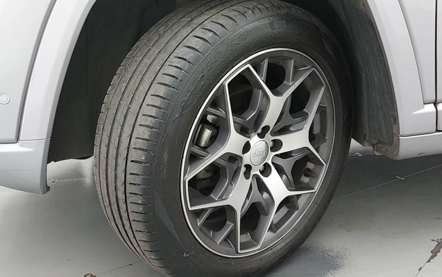 imagem-https://www.socarrao.com.br/sc-vehicle-images-prod/3962970/1789797651677-1_082451.jpg