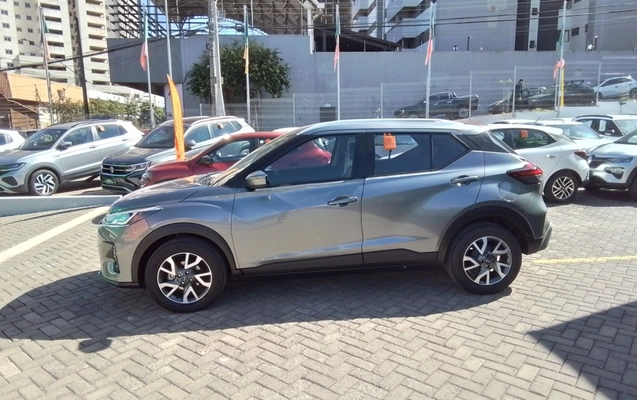 imagem-https://www.socarrao.com.br/sc-vehicle-images-prod/3962986/1789797658368-1_041452.jpg