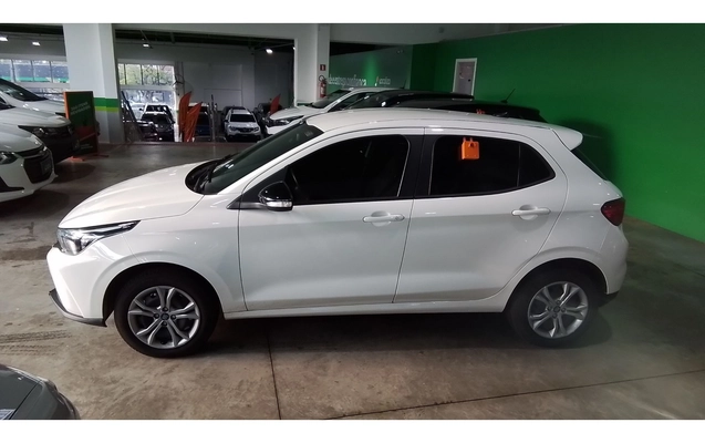 imagem-https://www.socarrao.com.br/sc-vehicle-images-prod/3963036/1789797716435-1_050940.jpg
