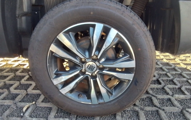 imagem-https://www.socarrao.com.br/sc-vehicle-images-prod/3963042/1789797720608-1_054912.jpg
