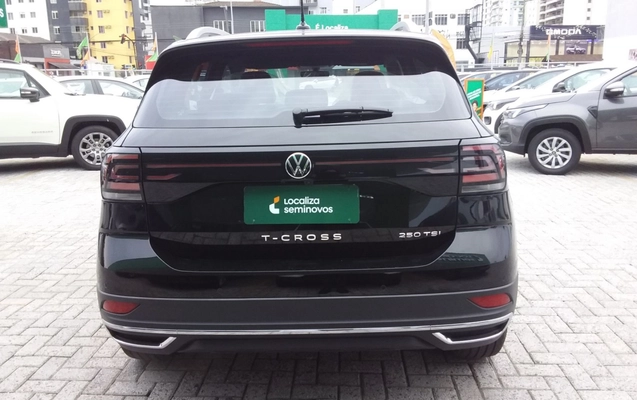imagem-https://www.socarrao.com.br/sc-vehicle-images-prod/3963065/1789797735345-1_010322.jpg