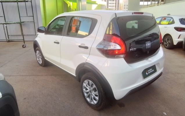 imagem-https://www.socarrao.com.br/sc-vehicle-images-prod/3963072/1789797737170-1_041452.jpg