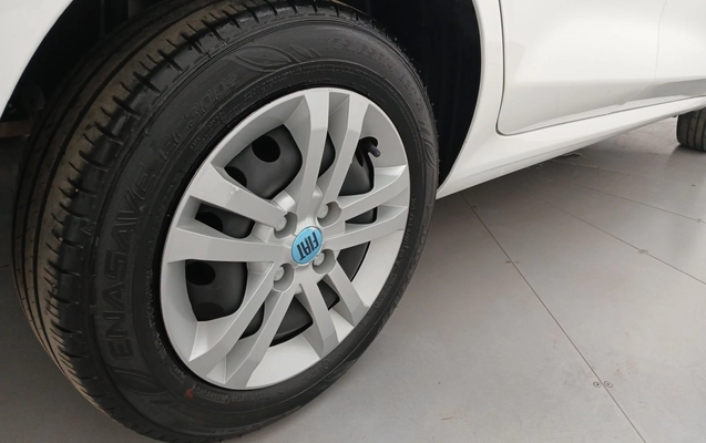 imagem-https://www.socarrao.com.br/sc-vehicle-images-prod/3963089/1789797777586-1_030242.jpg