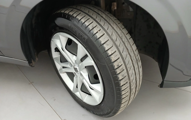 imagem-https://www.socarrao.com.br/sc-vehicle-images-prod/3963090/1789797780787-2_030205.jpg