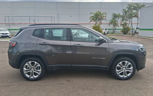 imagem-https://www.socarrao.com.br/sc-vehicle-images-prod/3963149/1789798066739-1_025951.jpg