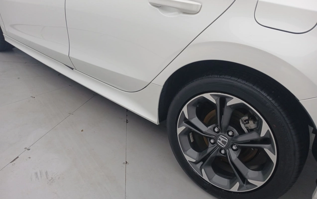 imagem-https://www.socarrao.com.br/sc-vehicle-images-prod/3963183/1789798190319-1_124849.jpg