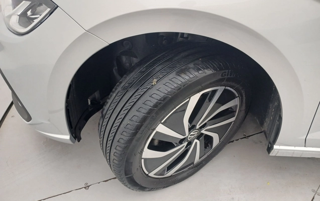 imagem-https://www.socarrao.com.br/sc-vehicle-images-prod/3963185/1789798198376-1_023012.jpg