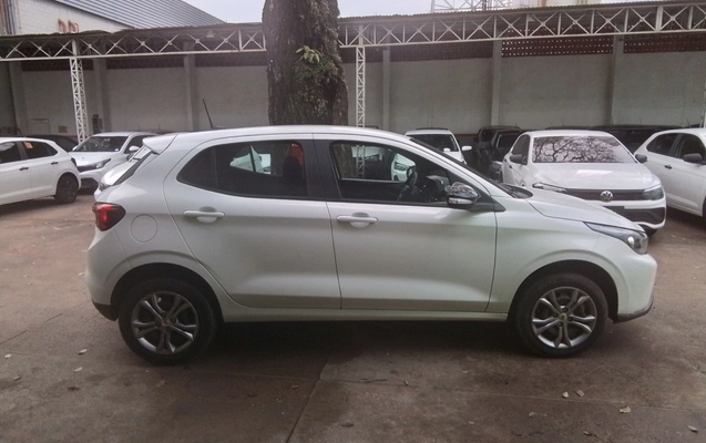imagem-https://www.socarrao.com.br/sc-vehicle-images-prod/3963187/1789798201513-1_034515.jpg