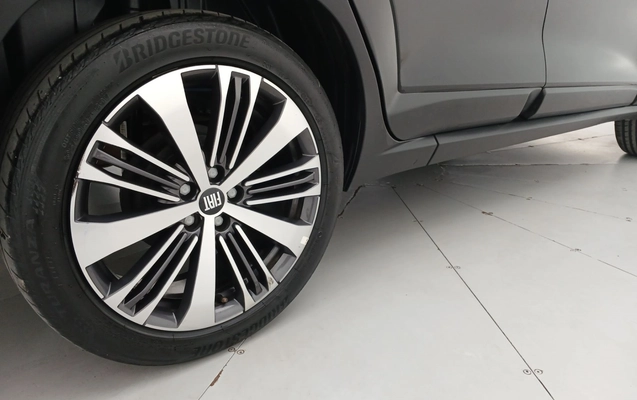 imagem-https://www.socarrao.com.br/sc-vehicle-images-prod/3963192/1789798215362-1_112750.jpg