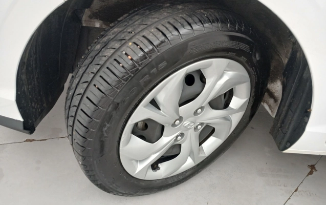 imagem-https://www.socarrao.com.br/sc-vehicle-images-prod/3963229/1789798301479-2_095858.jpg