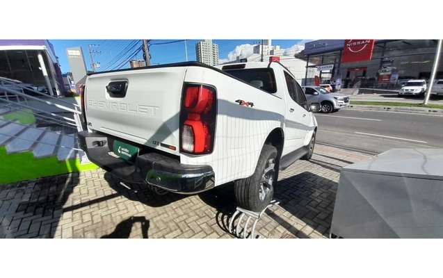 imagem-https://www.socarrao.com.br/sc-vehicle-images-prod/3963234/1789798303257-1_125438.jpg
