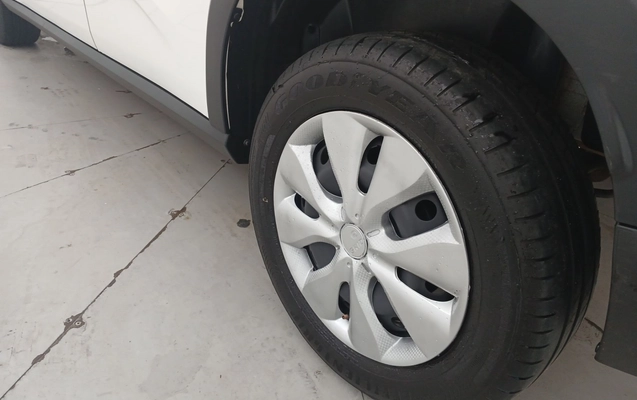 imagem-https://www.socarrao.com.br/sc-vehicle-images-prod/3963246/1789798308603-1_112750.jpg