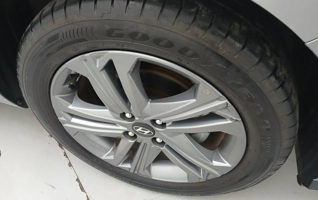 imagem-https://www.socarrao.com.br/sc-vehicle-images-prod/3963249/1789798311345-2_015539.jpg