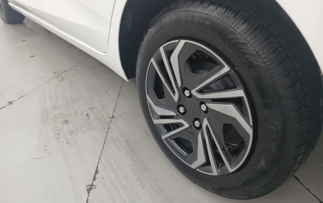 imagem-https://www.socarrao.com.br/sc-vehicle-images-prod/3963255/1789798323875-1_095511.jpg