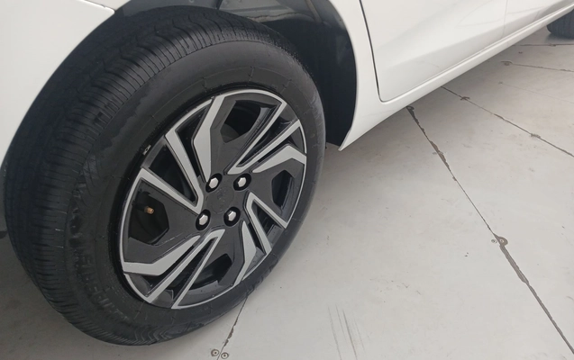 imagem-https://www.socarrao.com.br/sc-vehicle-images-prod/3963255/1789798323879-1_095513.jpg