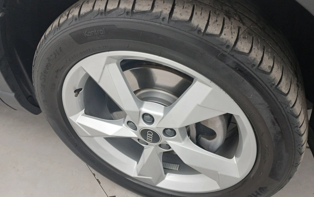 imagem-https://www.socarrao.com.br/sc-vehicle-images-prod/3963259/1789798328350-1_123342.jpg