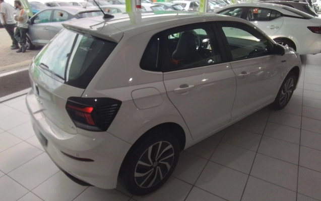 imagem-https://www.socarrao.com.br/sc-vehicle-images-prod/3963273/1789798338517-1_061846.jpg