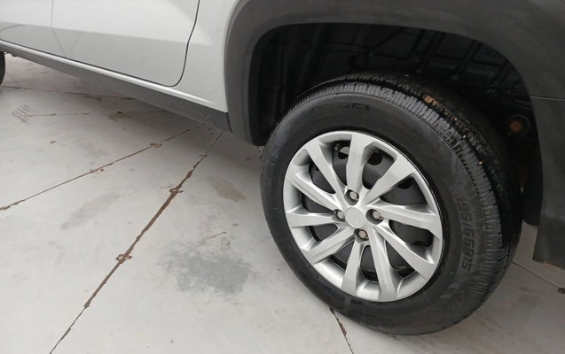 imagem-https://www.socarrao.com.br/sc-vehicle-images-prod/3963298/1789798356386-1_112749.jpg