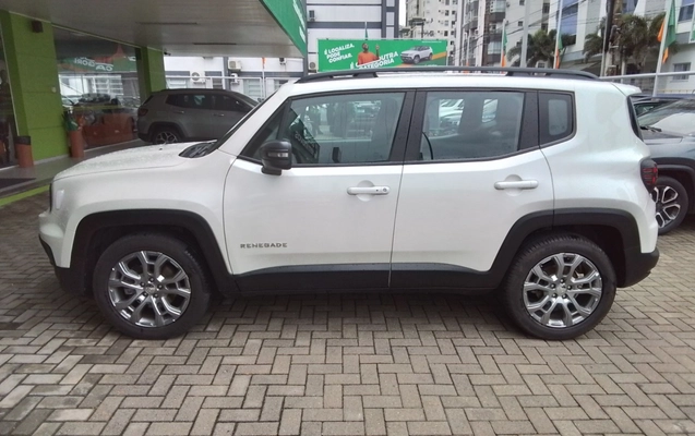 imagem-https://www.socarrao.com.br/sc-vehicle-images-prod/3963332/1789798382640-2_013137.jpg
