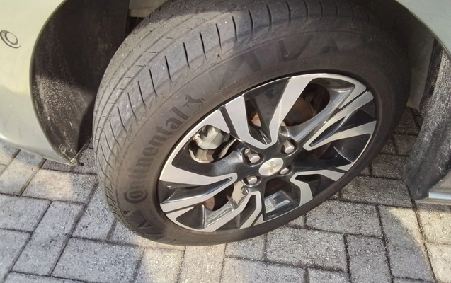 imagem-https://www.socarrao.com.br/sc-vehicle-images-prod/3963344/1789798394188-1_023343.jpg