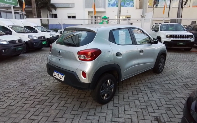 imagem-https://www.socarrao.com.br/sc-vehicle-images-prod/3963380/1789798417940-1_032005.jpg