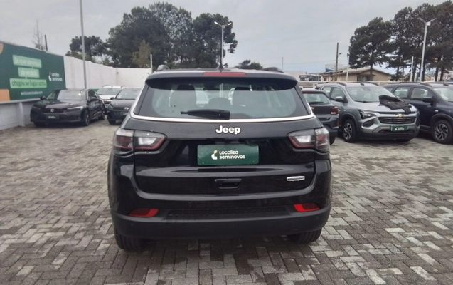 imagem-https://www.socarrao.com.br/sc-vehicle-images-prod/3963407/1789798433647-2_013939.jpg