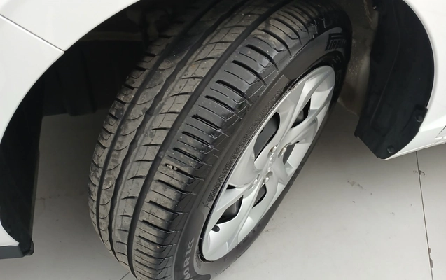 imagem-https://www.socarrao.com.br/sc-vehicle-images-prod/3963442/1789798470857-2_125415.jpg