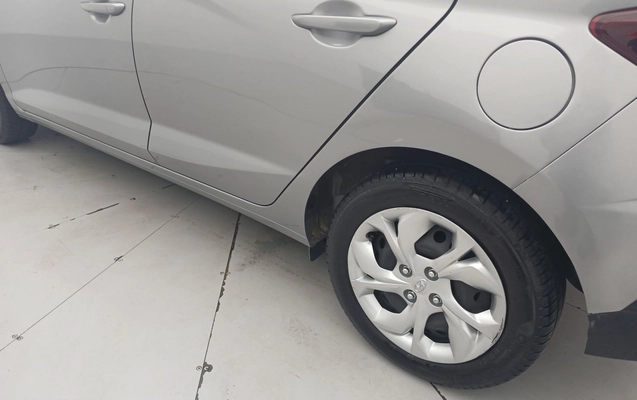 imagem-https://www.socarrao.com.br/sc-vehicle-images-prod/3963462/1789798499443-1_045623.jpg