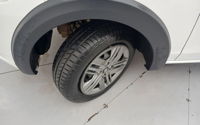 imagem-https://www.socarrao.com.br/sc-vehicle-images-prod/3963477/1789798525607-3_100712.jpg