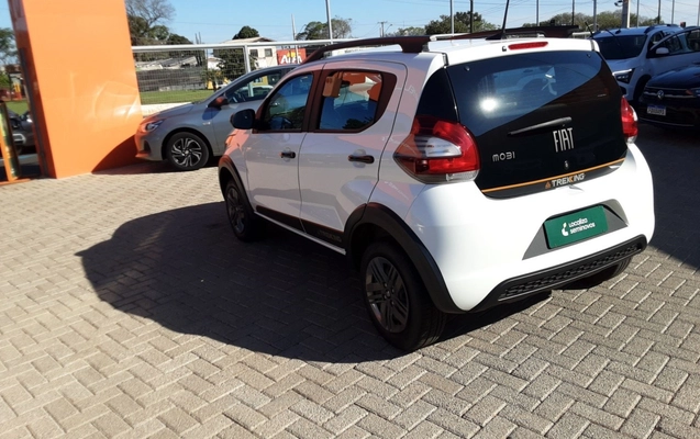 imagem-https://www.socarrao.com.br/sc-vehicle-images-prod/3963493/1789798538688-1_041048.jpg