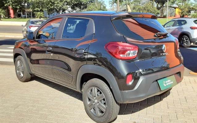 imagem-https://www.socarrao.com.br/sc-vehicle-images-prod/3963501/1789798542584-1_031752.jpg
