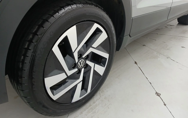 imagem-https://www.socarrao.com.br/sc-vehicle-images-prod/3963573/1789799181288-2_041218.jpg