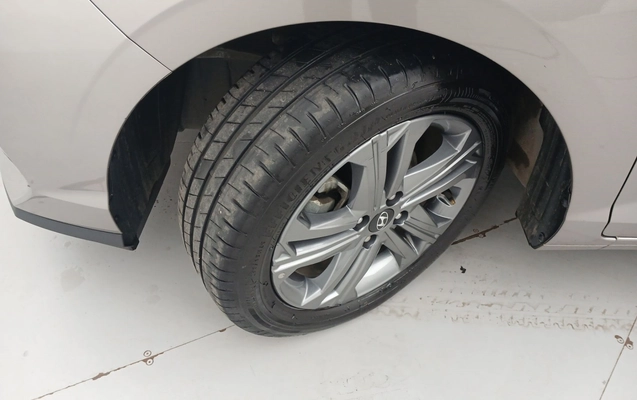 imagem-https://www.socarrao.com.br/sc-vehicle-images-prod/3963595/1789799210561-2_123915.jpg