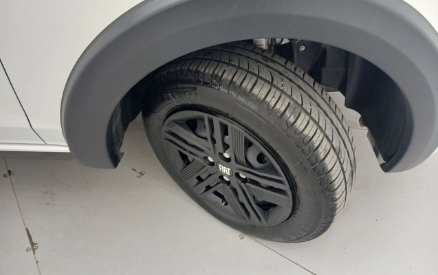 imagem-https://www.socarrao.com.br/sc-vehicle-images-prod/3963637/1789799250626-1_123956.jpg