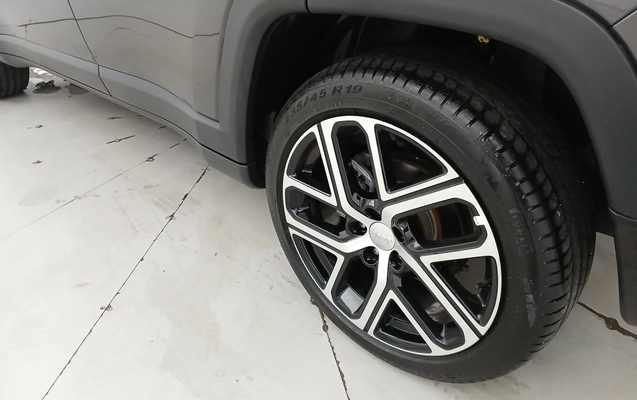 imagem-https://www.socarrao.com.br/sc-vehicle-images-prod/3963675/1789799406842-1_043912.jpg
