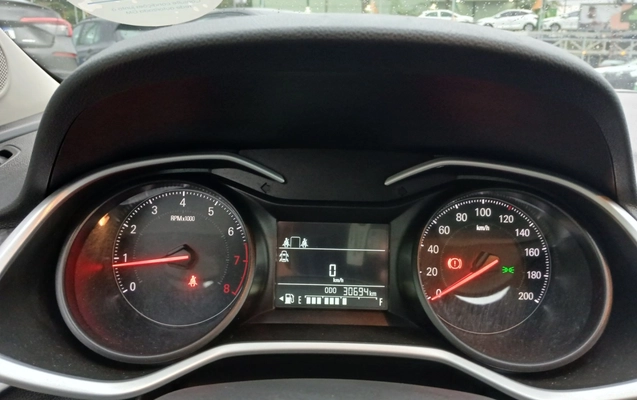 imagem-https://www.socarrao.com.br/sc-vehicle-images-prod/3963680/1789799414235-1_033853.jpg