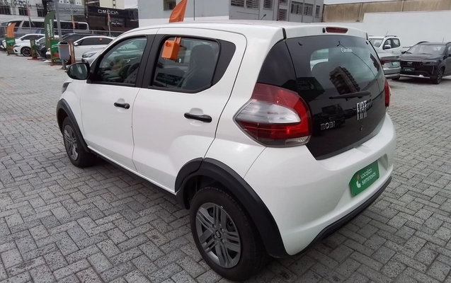 imagem-https://www.socarrao.com.br/sc-vehicle-images-prod/3963687/1789799417052-1_104249.jpg