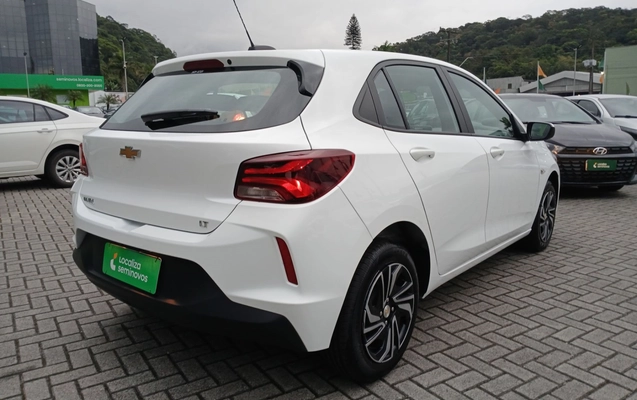 imagem-https://www.socarrao.com.br/sc-vehicle-images-prod/3963697/1789799425957-1_033849.jpg