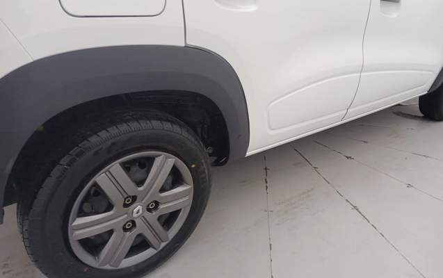 imagem-https://www.socarrao.com.br/sc-vehicle-images-prod/3963717/1789799435643-2_040043.jpg