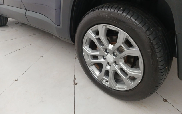 imagem-https://www.socarrao.com.br/sc-vehicle-images-prod/3963766/1789799466913-1_092411.jpg