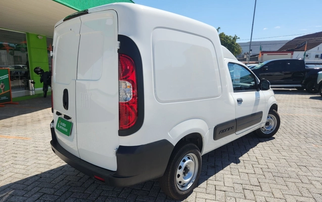imagem-https://www.socarrao.com.br/sc-vehicle-images-prod/3963782/1789799473194-1_104500.jpg