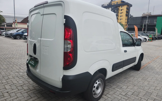 imagem-https://www.socarrao.com.br/sc-vehicle-images-prod/3963788/1789799475505-2_103635.jpg