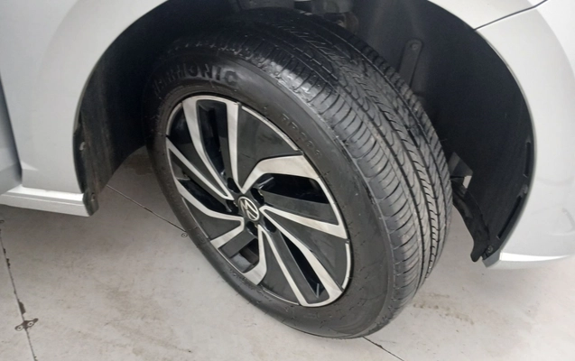 imagem-https://www.socarrao.com.br/sc-vehicle-images-prod/3963806/1789799489420-1_011912.jpg