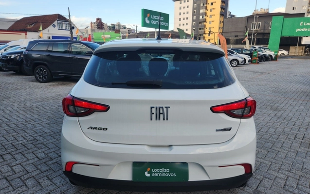 imagem-https://www.socarrao.com.br/sc-vehicle-images-prod/3963807/1789799489493-1_050827.jpg