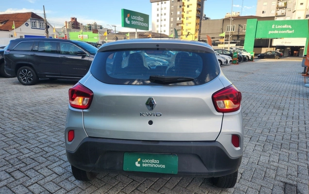 imagem-https://www.socarrao.com.br/sc-vehicle-images-prod/3963862/1789799522982-1_034006.jpg